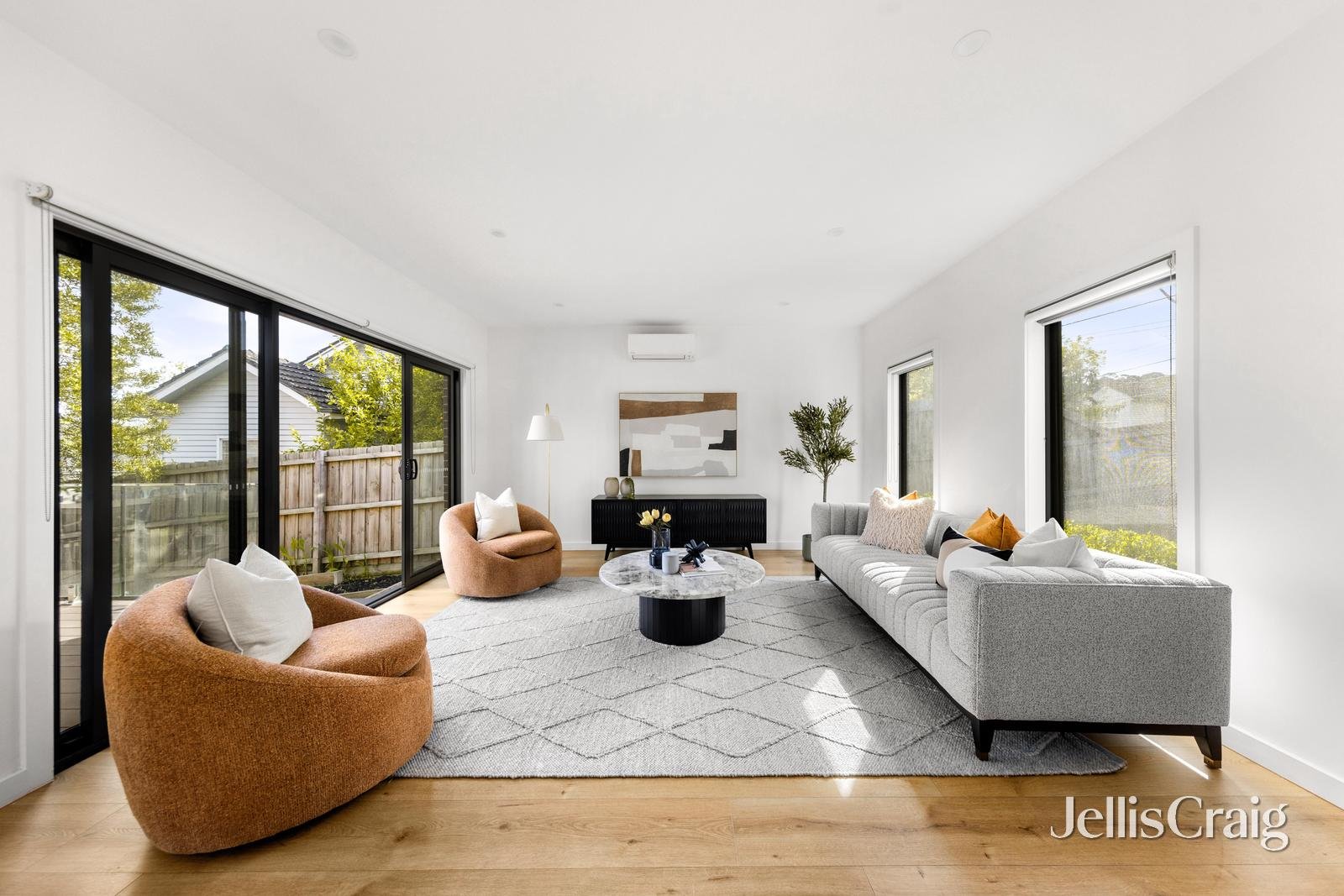 7 Notlen Street, Ringwood image 2