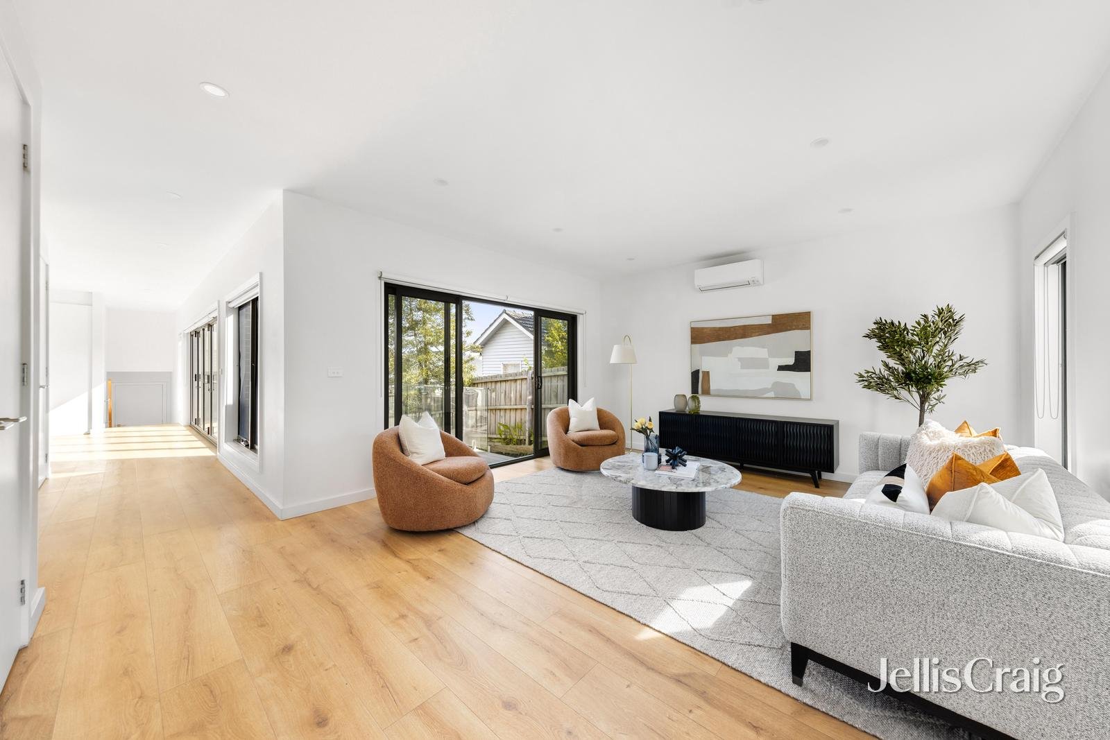 7 Notlen Street, Ringwood image 3