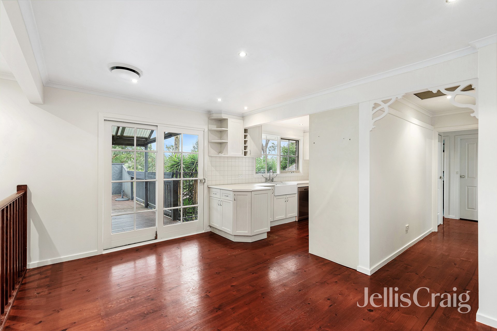 7 Nundah Drive, Eltham image 4