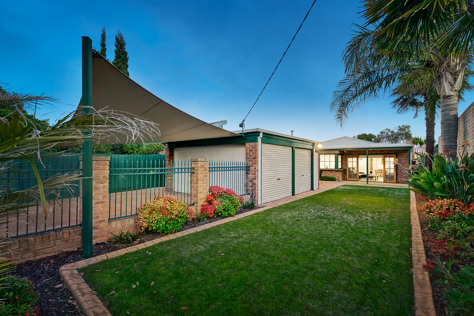 7 Oak Grove, Brighton image 1