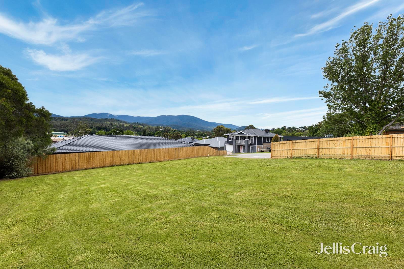 7 Oakridge Rise, Healesville image 2