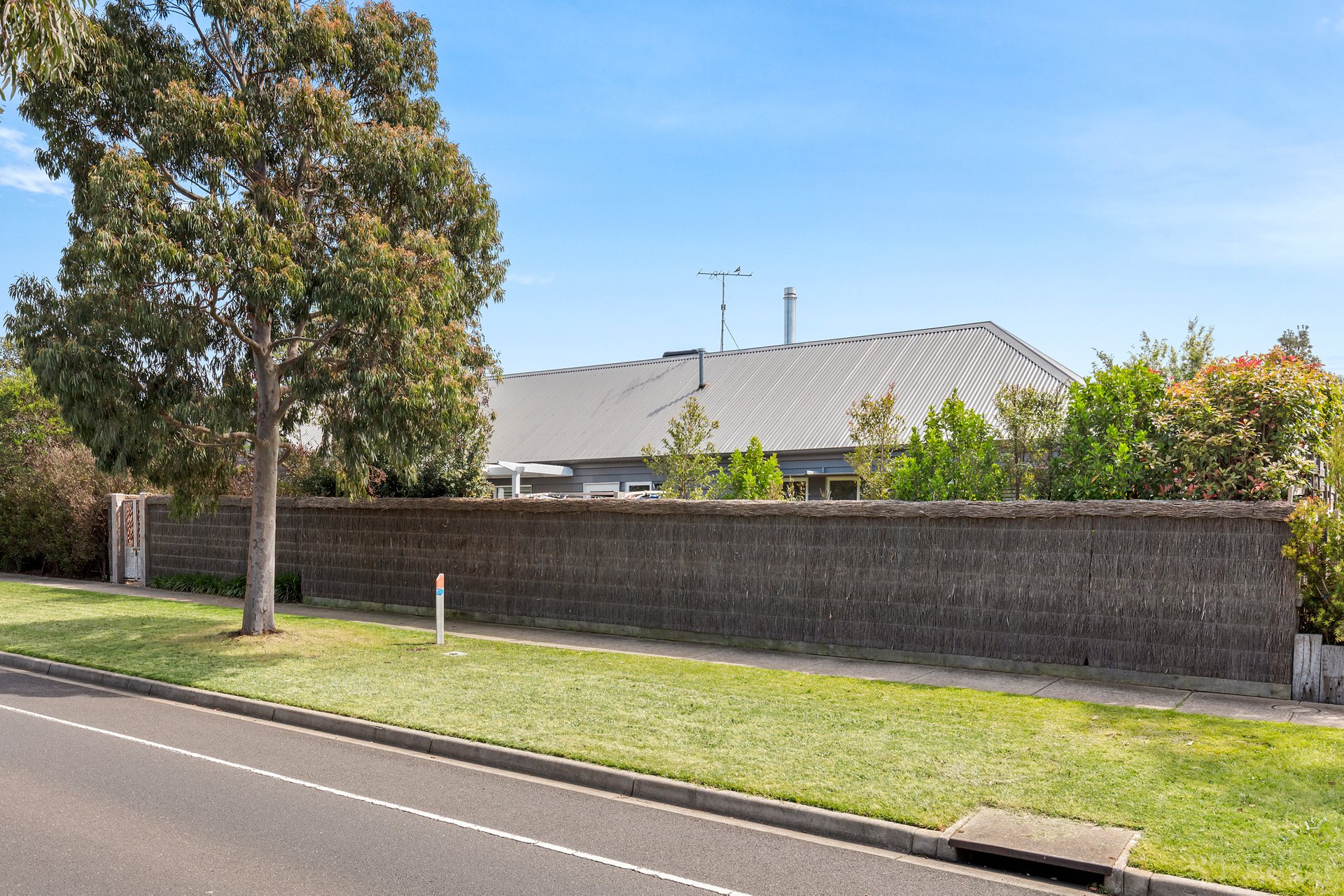 Property Gallery Thumbnail 15