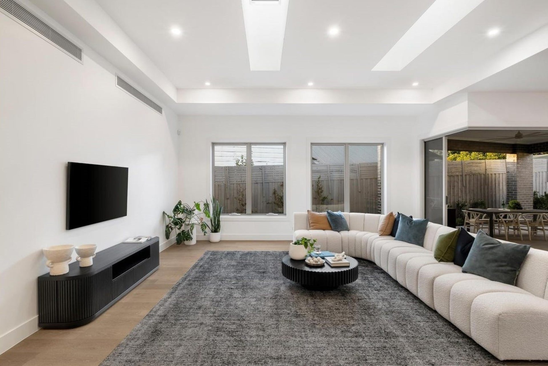 7 Oregon Drive, Donvale image 2
