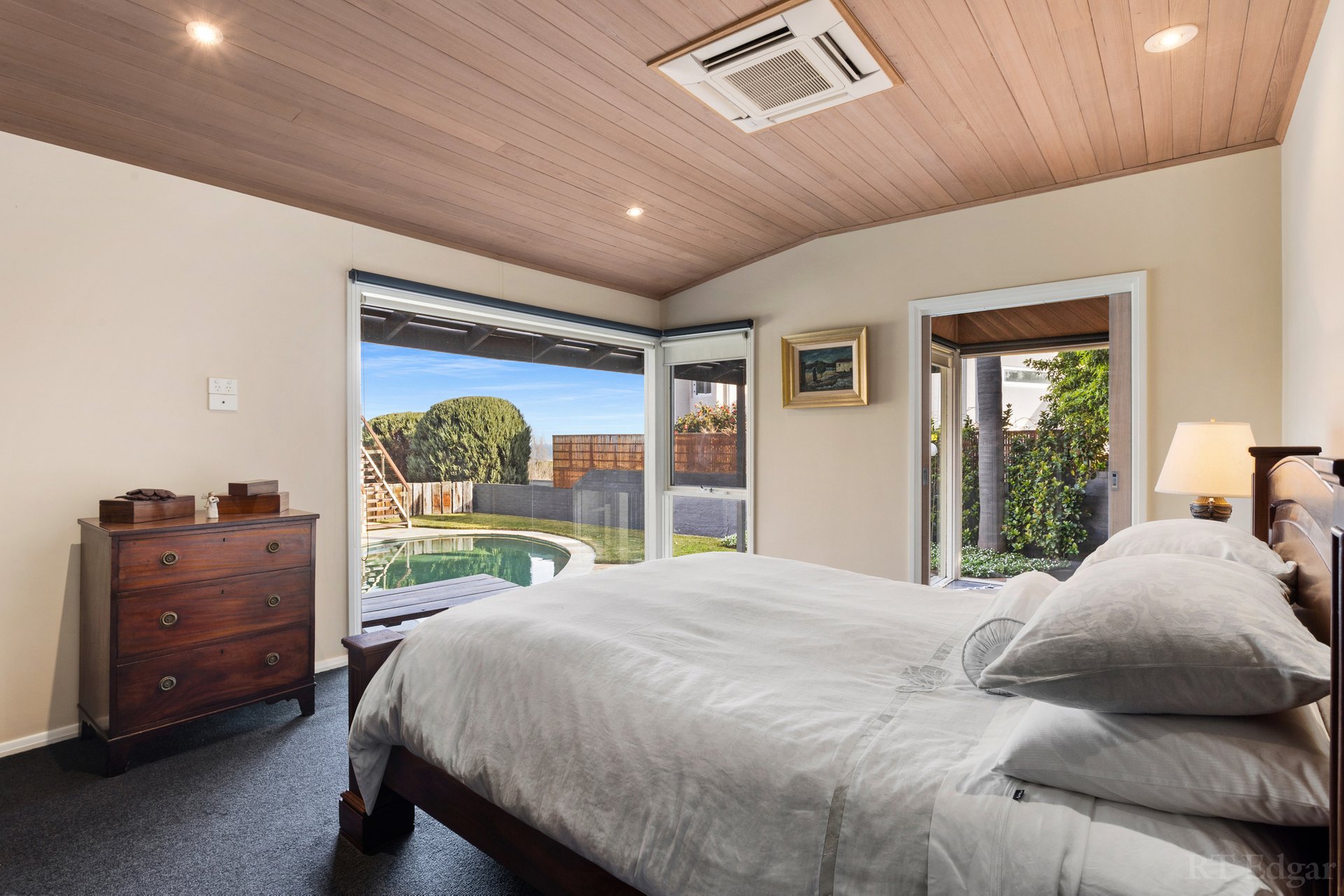 Property Gallery Thumbnail 7