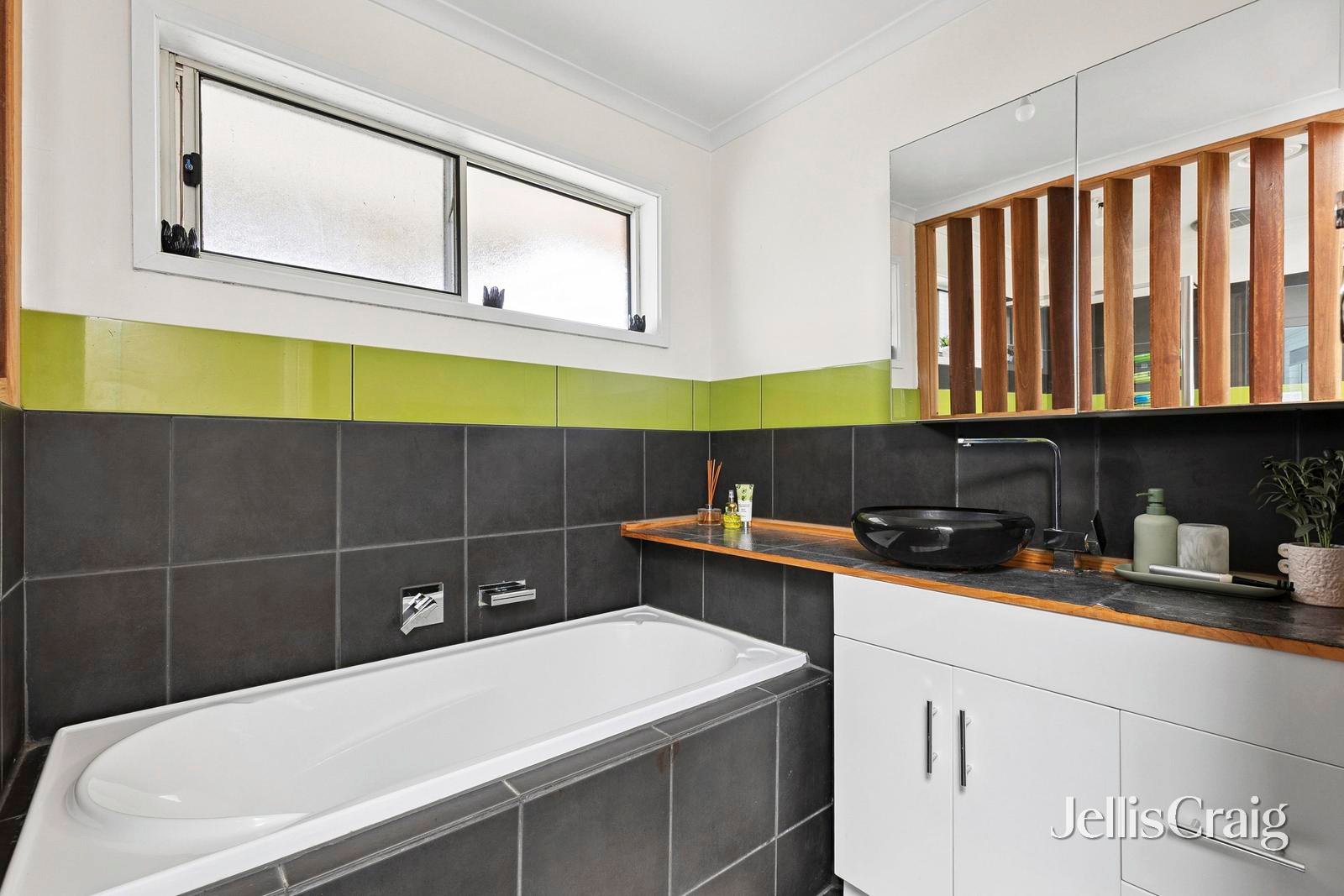 7 Owen Court, Corio image 9