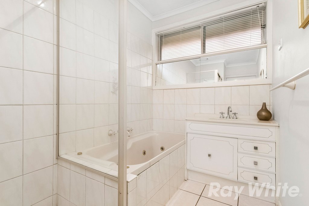 7 Pamela Court, Scoresby image 5