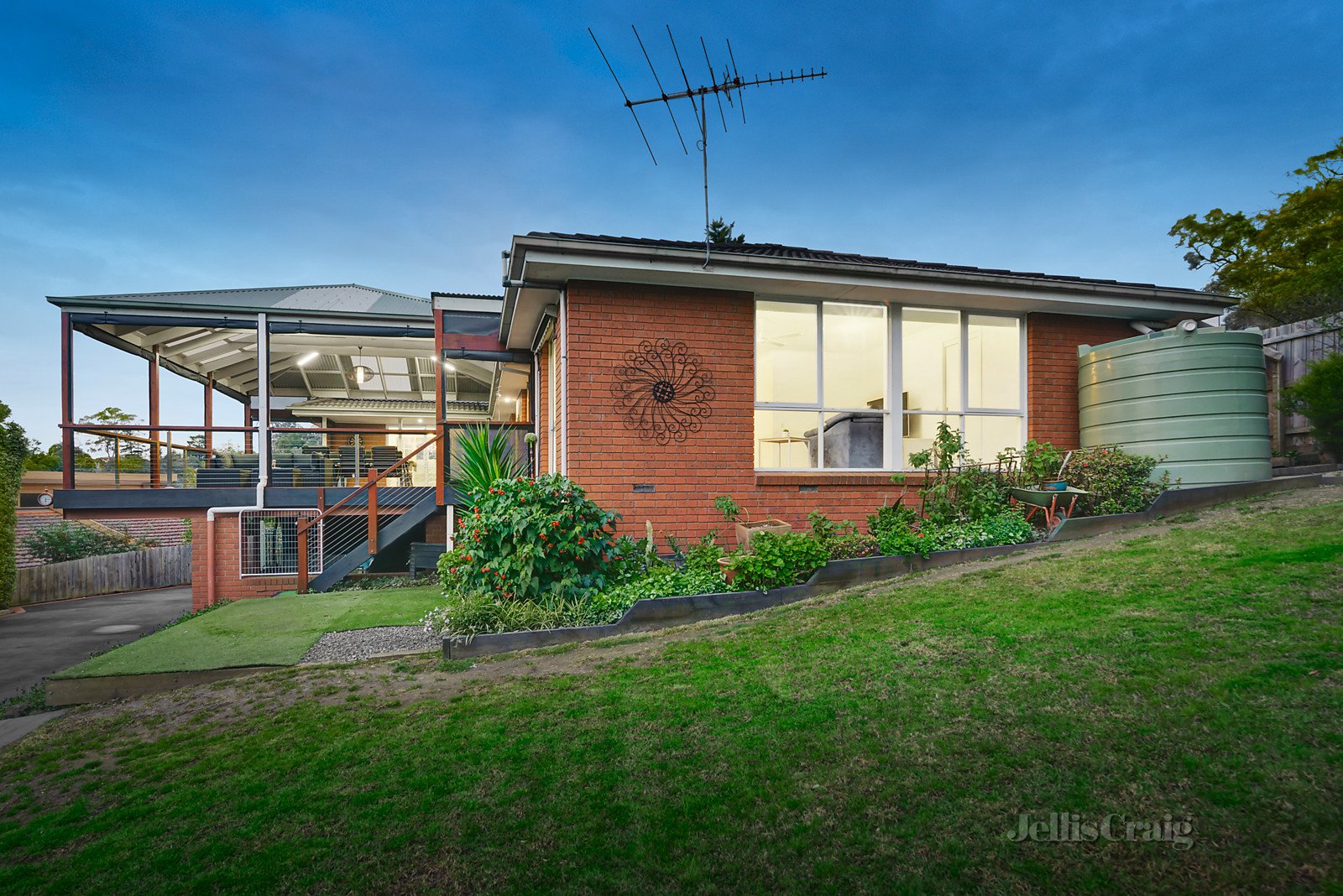 7 Pamela Place, Ringwood North image 9