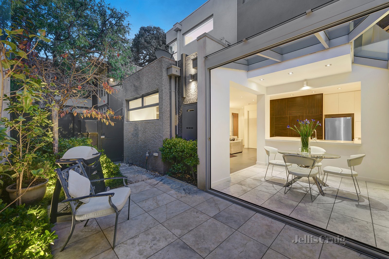 7 Park Road, Prahran image 1