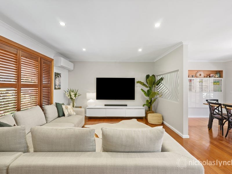 Property Gallery Thumbnail 3