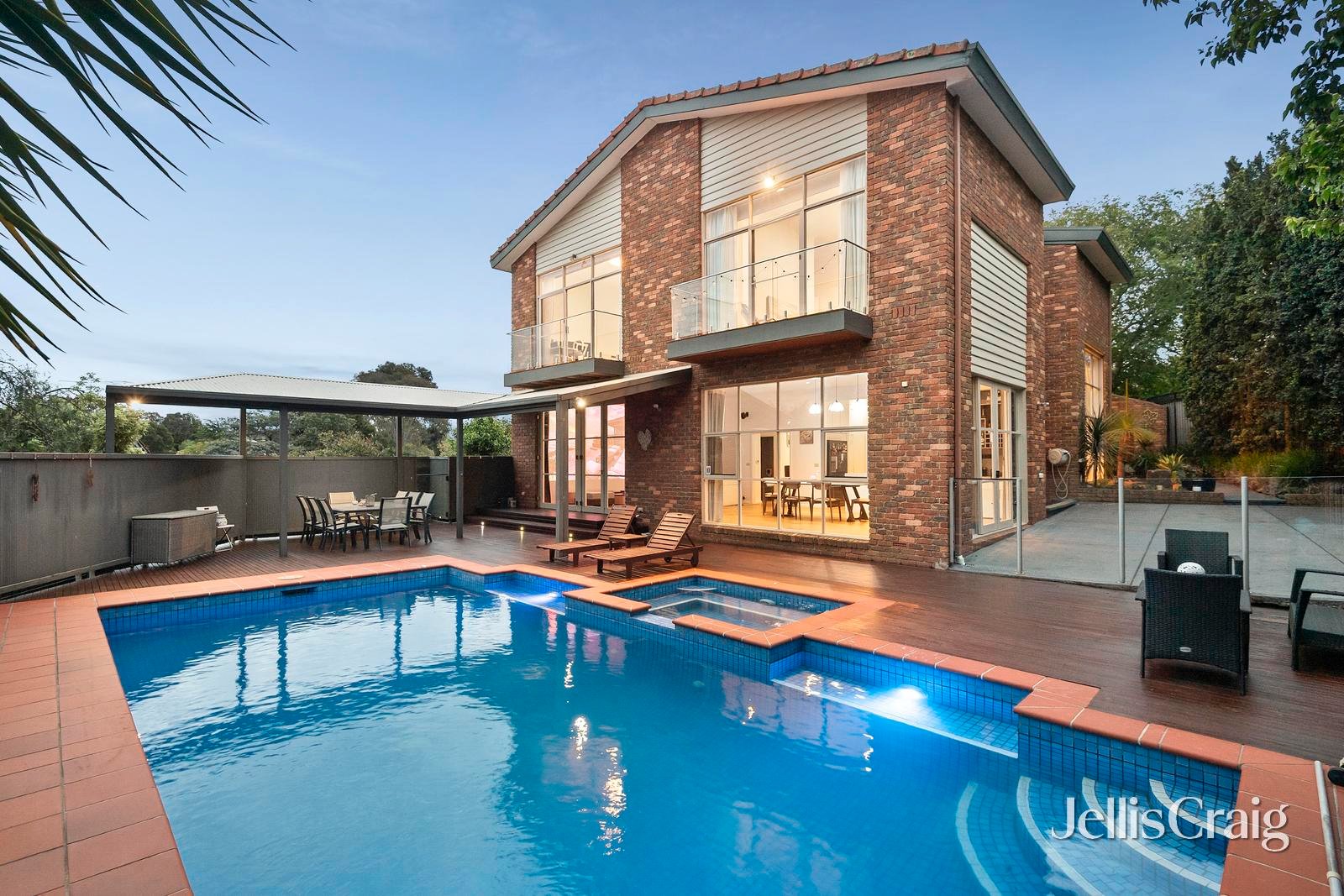 7 Peartree Court, Doncaster East image 2