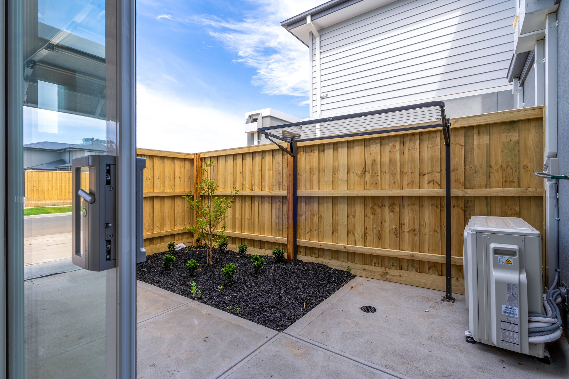 7 Peatland Walk Werribee