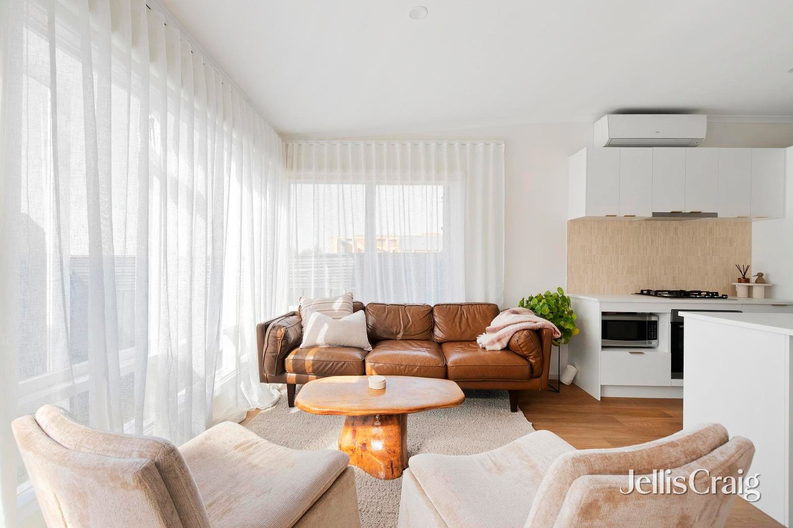 7 Perth Street, Belmont image 3