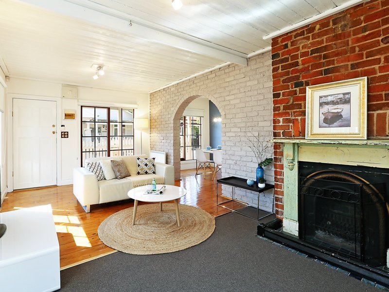 7 Petrel Street, Geelong West image 2