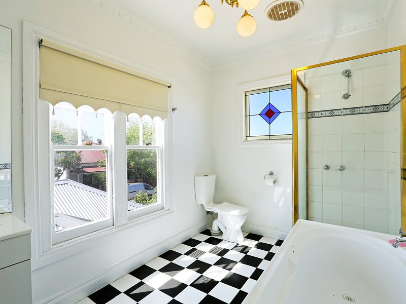 7 Petrel Street, Geelong West image 5