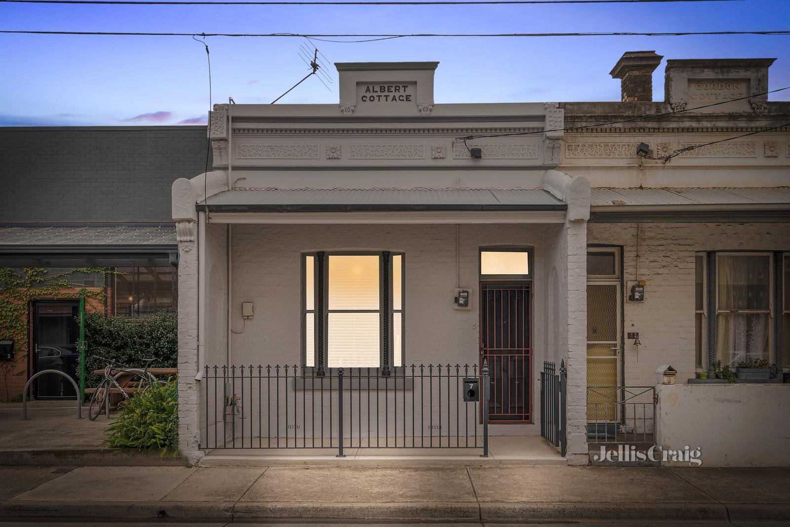 7 Prentice Street, Brunswick image 1