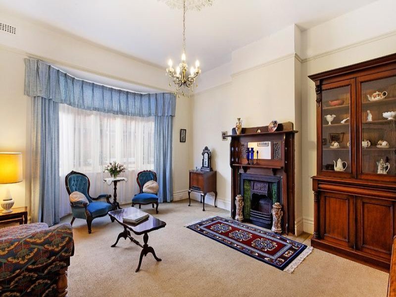 7 Rae Street, Hawthorn image 2