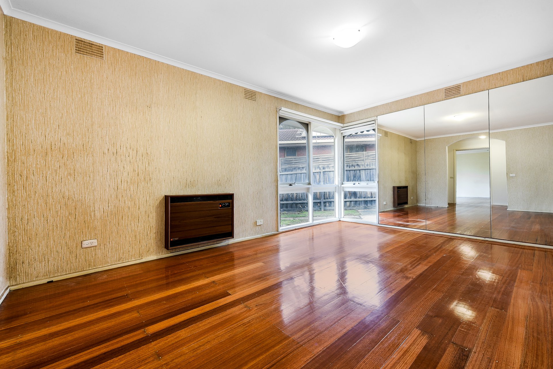 7 Raphael Court, Scoresby image 2