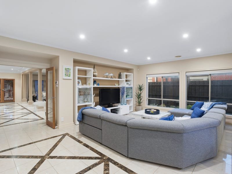 Property Gallery Thumbnail 3