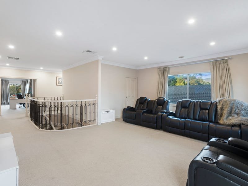 Property Gallery Thumbnail 6