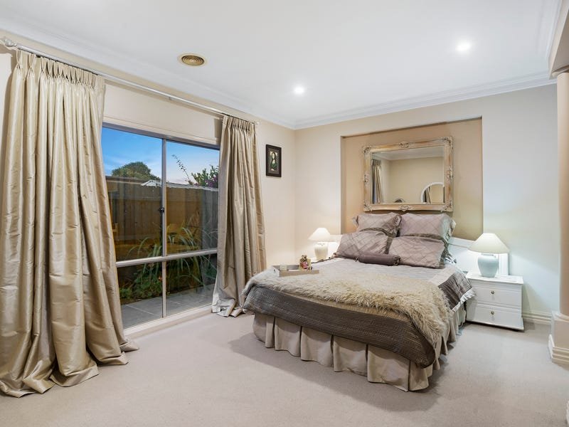 Property Gallery Thumbnail 13
