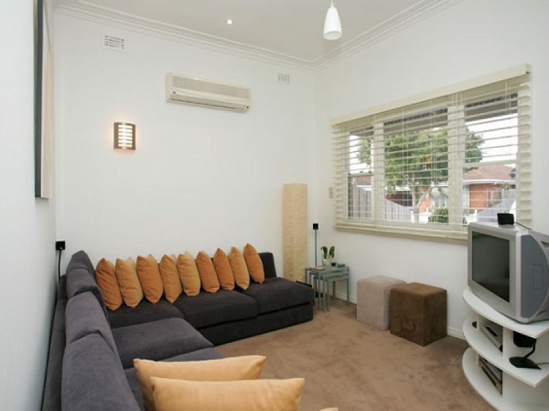 7 Rennie Street,, Williamstown image 2