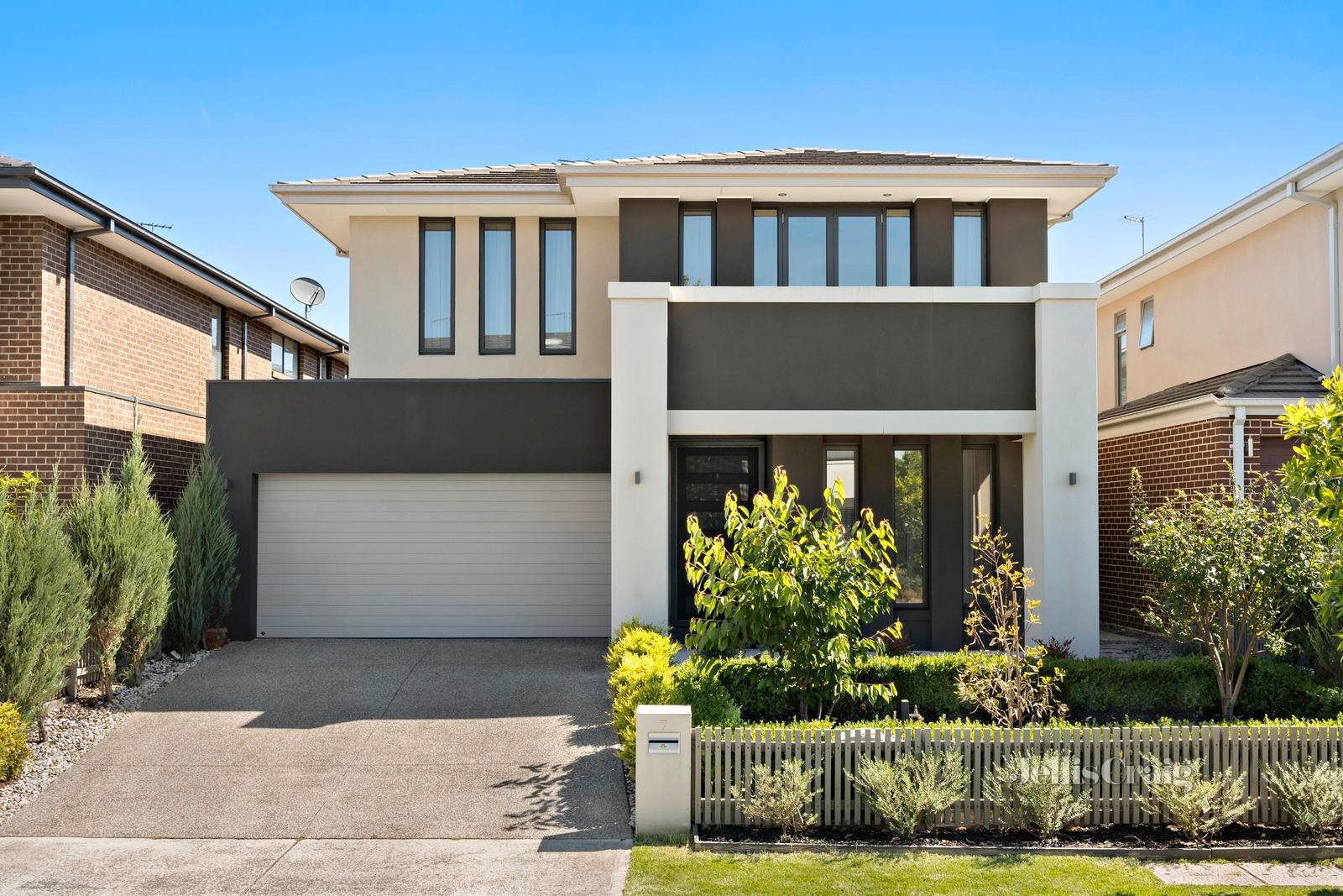 7 Retreat Drive, Ascot Vale image 1