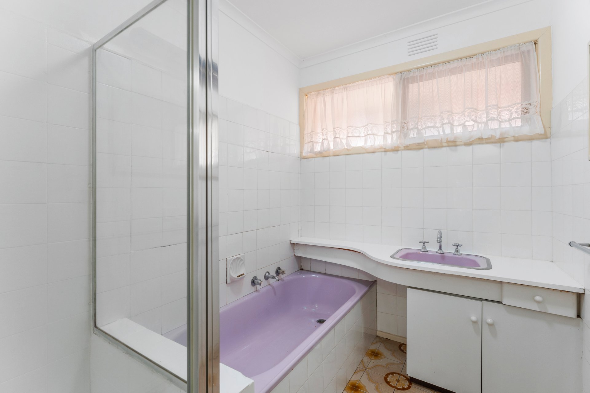 7 Riviera Road, Avondale Heights image 4