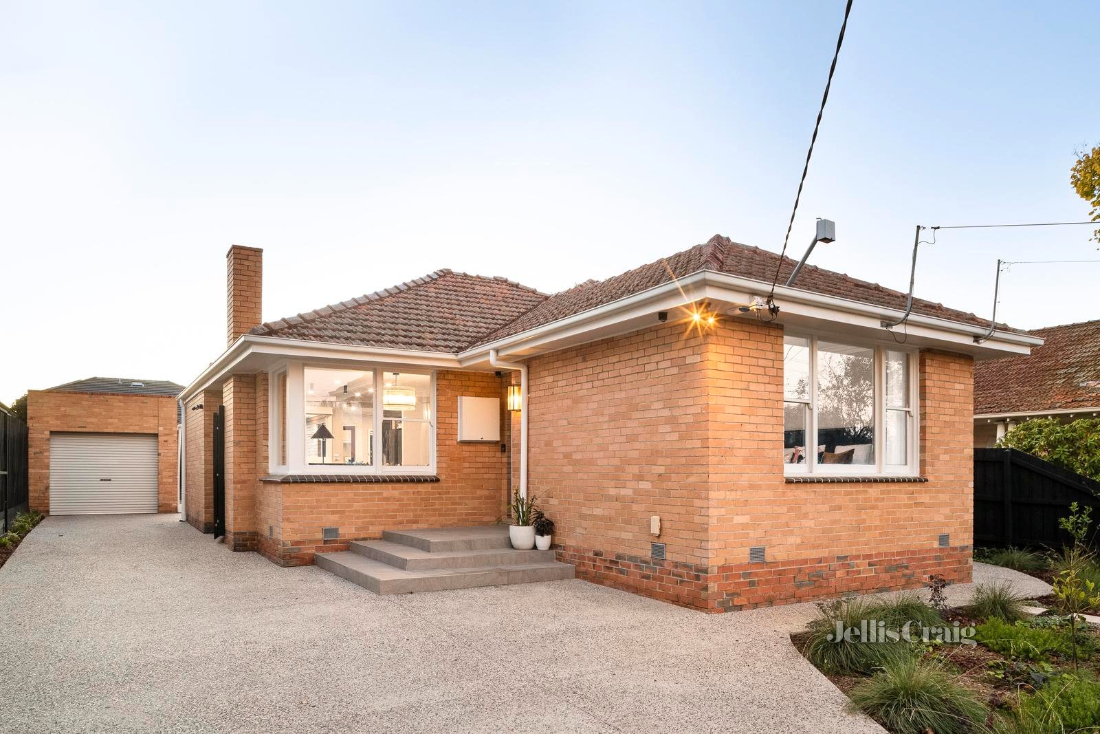 7 Roberts Street, Essendon image 18