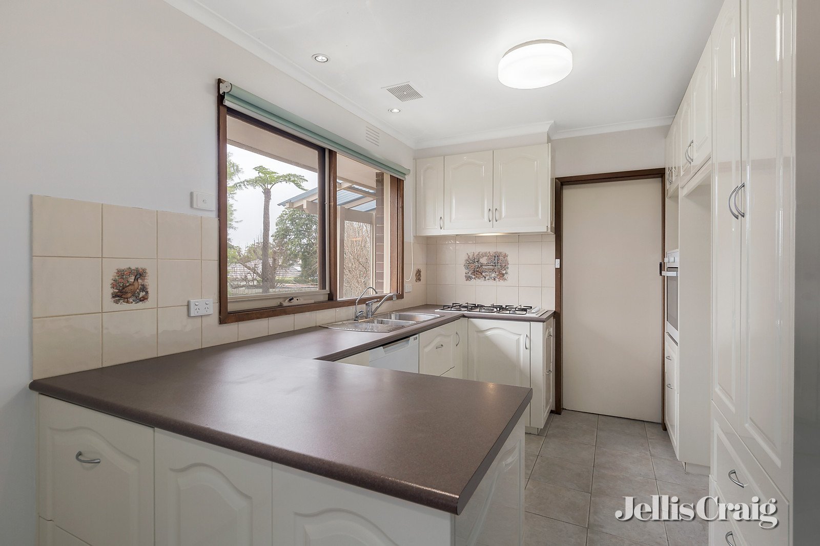 7 Robyn Drive, Nunawading image 2