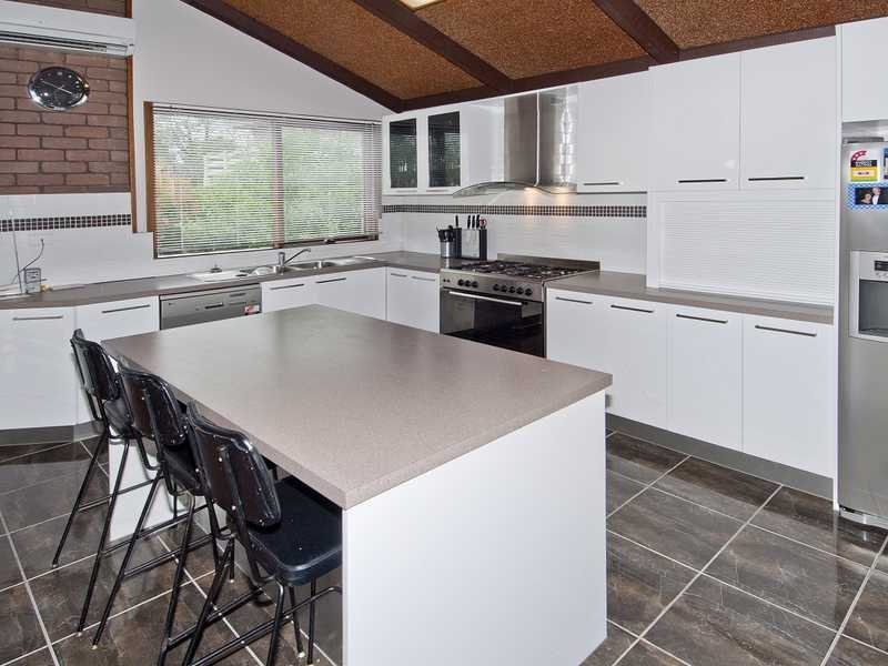 7 Rolfe Court, Leopold image 2