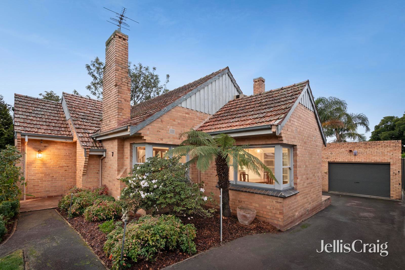 7 Ronald Street, Box&nbsp;Hill&nbsp;North image 2