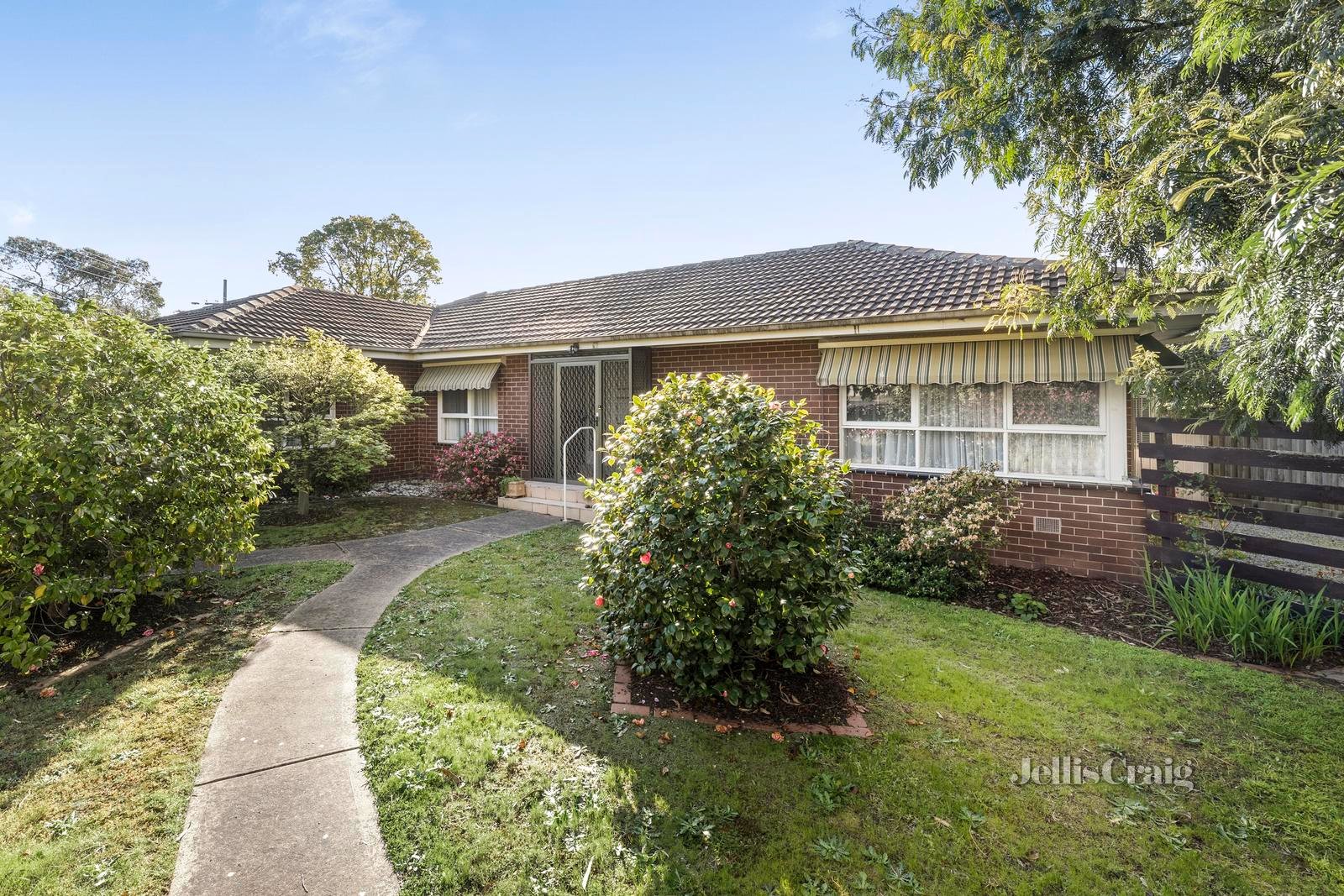 7 Ross Street, Ferntree Gully image 12