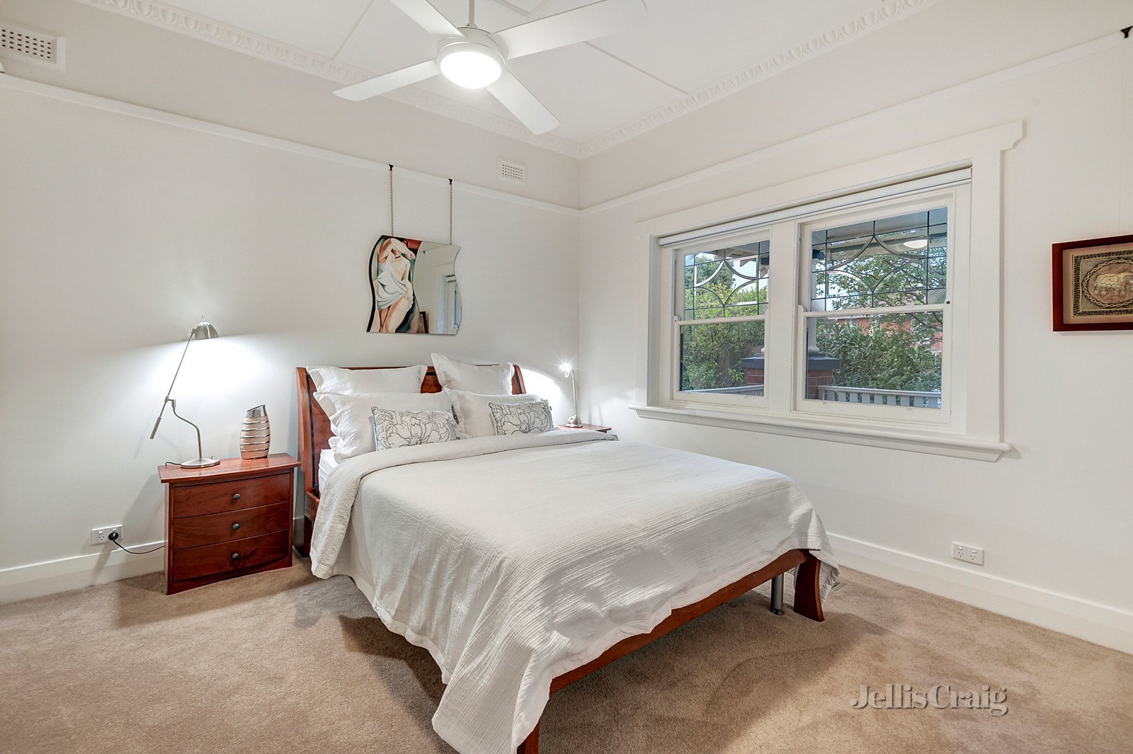 7 Ross Street, Surrey Hills image 6