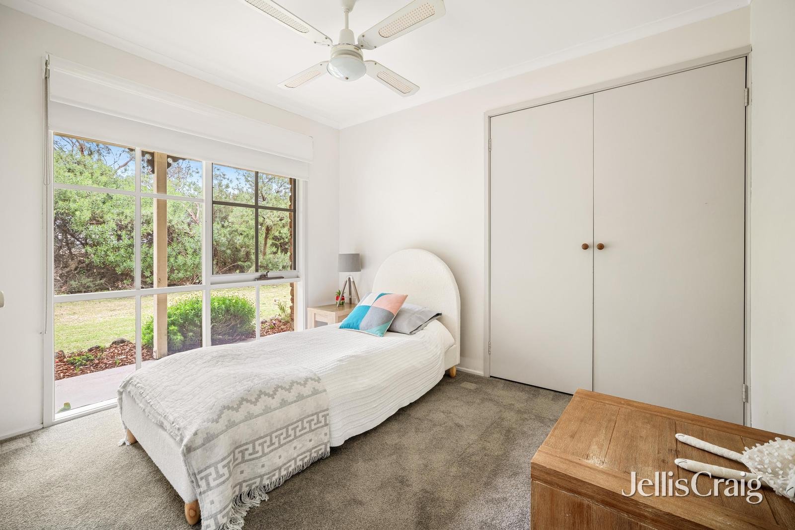 7 Rossiter Court, Seaford image 10