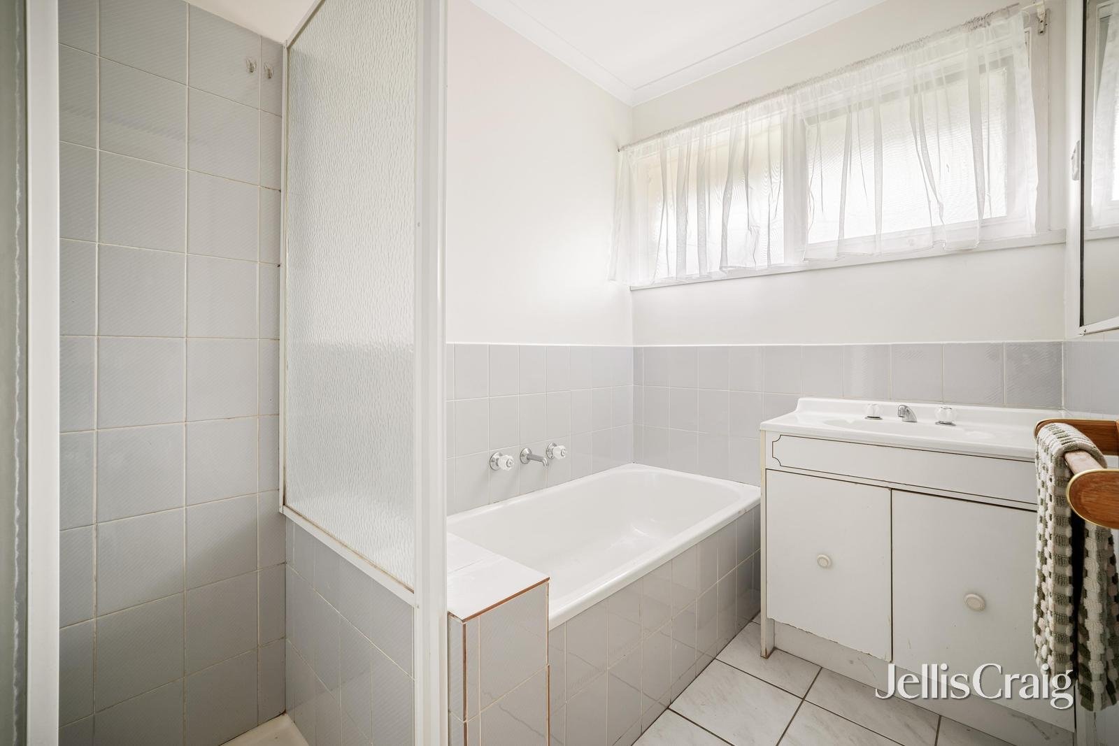 7 Rossiter Court, Seaford image 12
