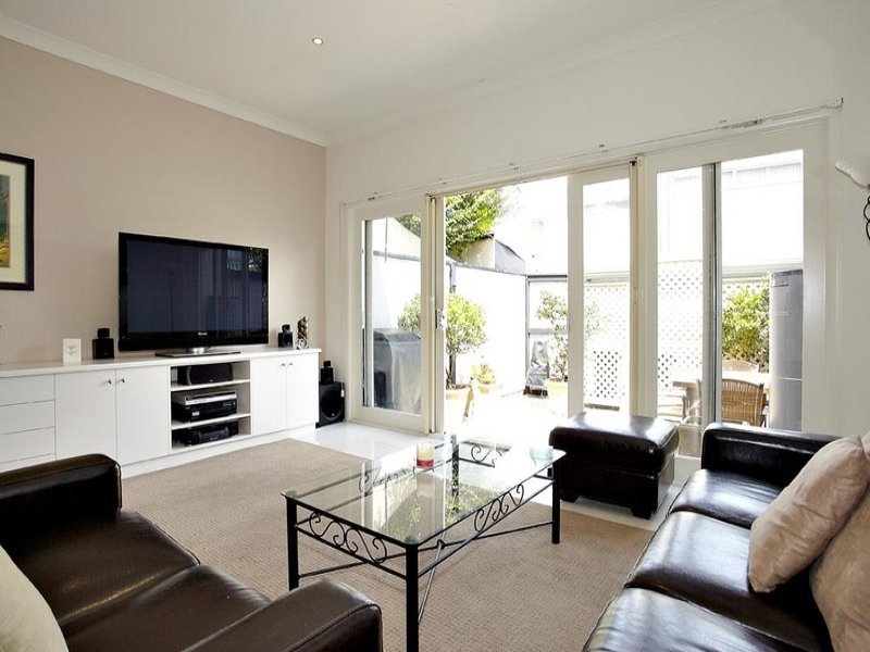 7 Rouse Street, Port Melbourne image 2