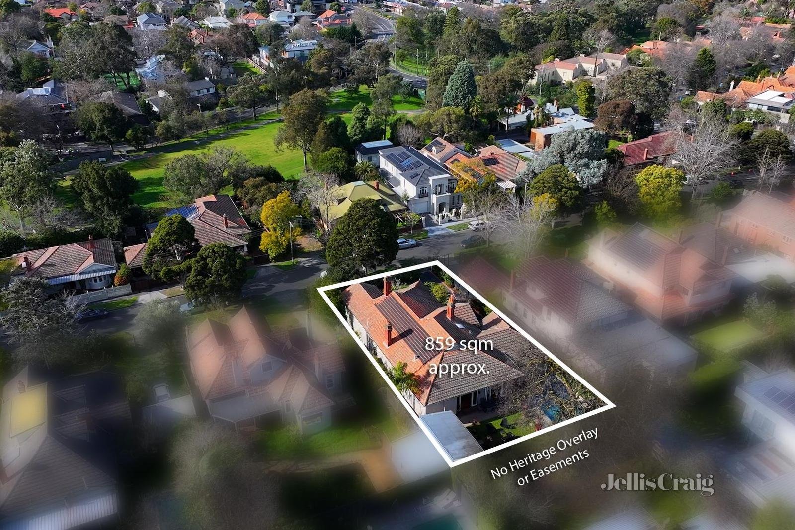 7 Rubens Grove, Canterbury image 2