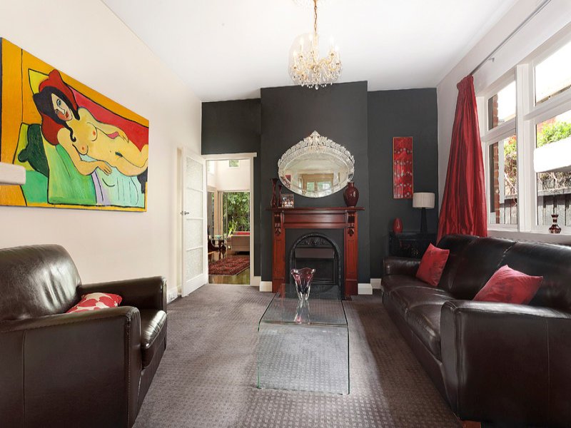 7 Ruskin Street, Elwood image 5