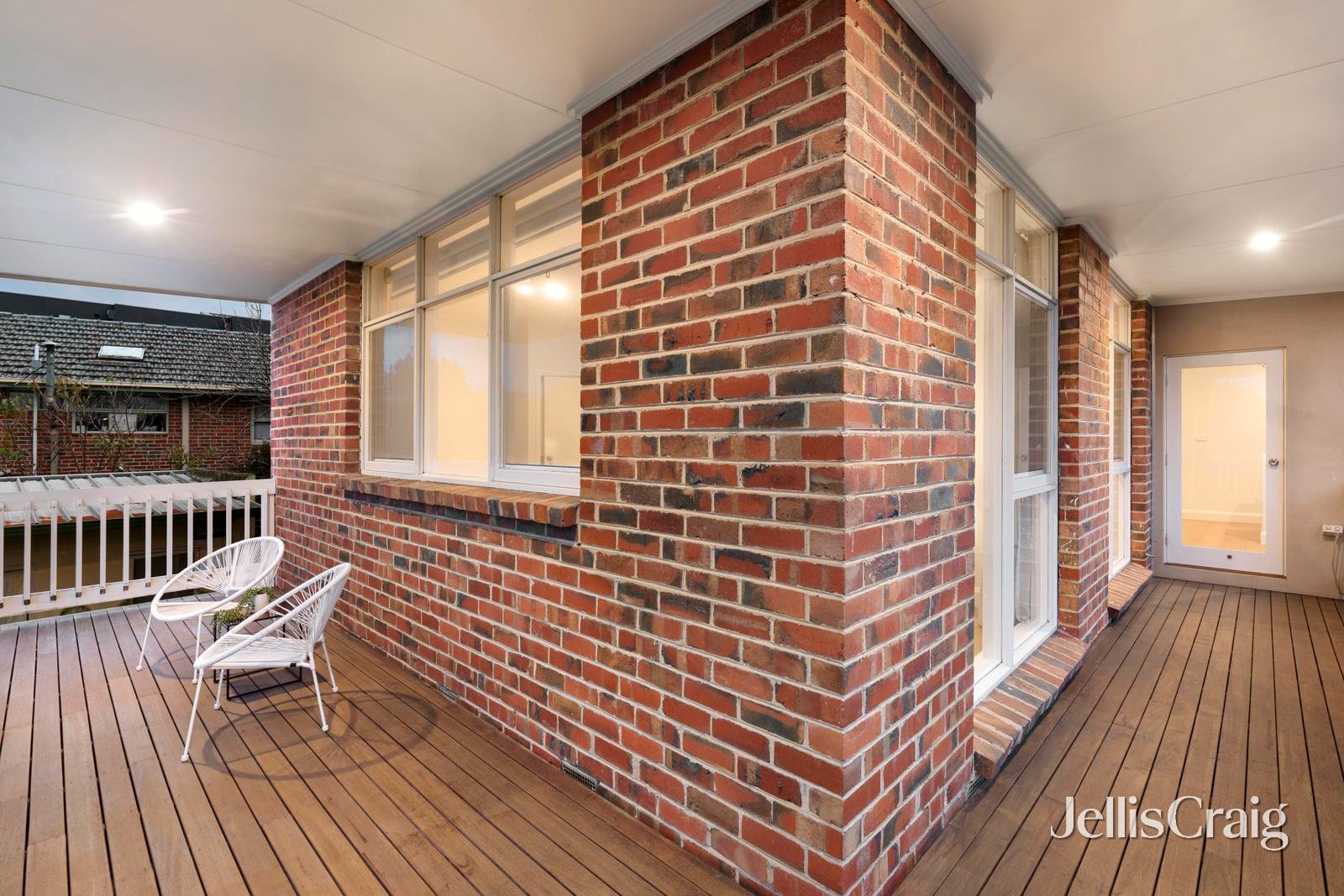 7 Russell Crescent, Mount&nbsp;Waverley image 18
