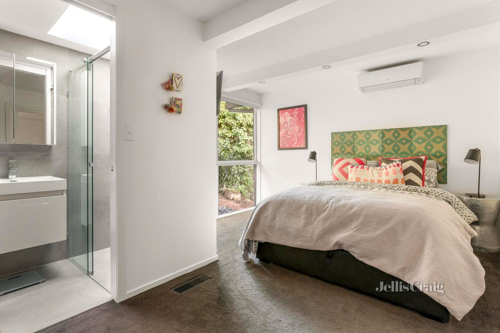 7 Ryans Road, Eltham image 7