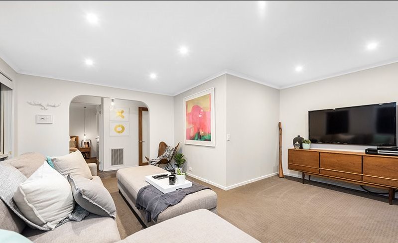 7 Saunders Close, Lysterfield image 2