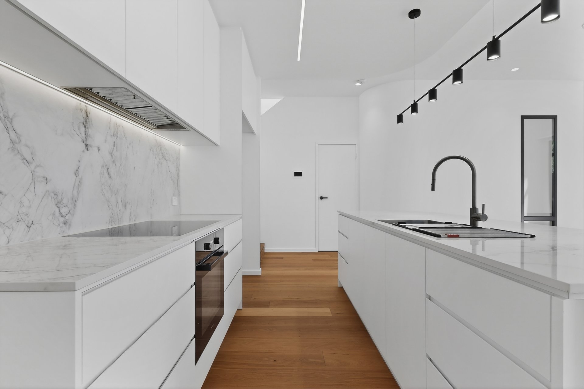 7 Sevenoaks Street, Balwyn image 4