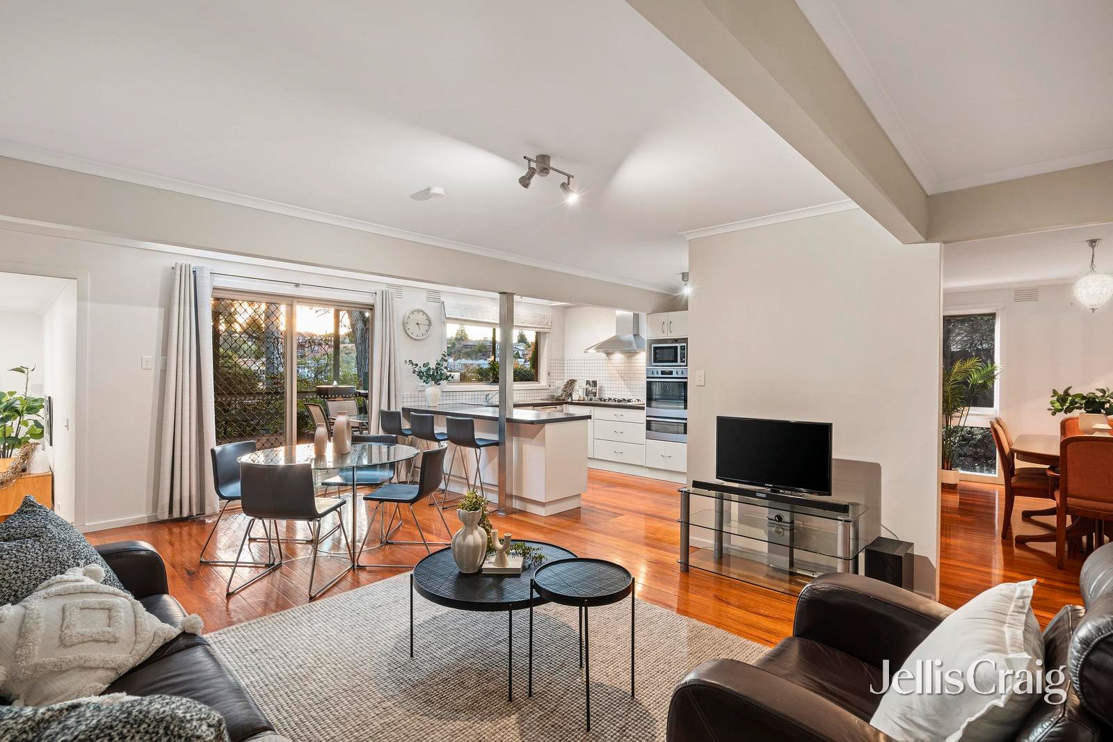 7 Shakespeare Drive, Templestowe image 2