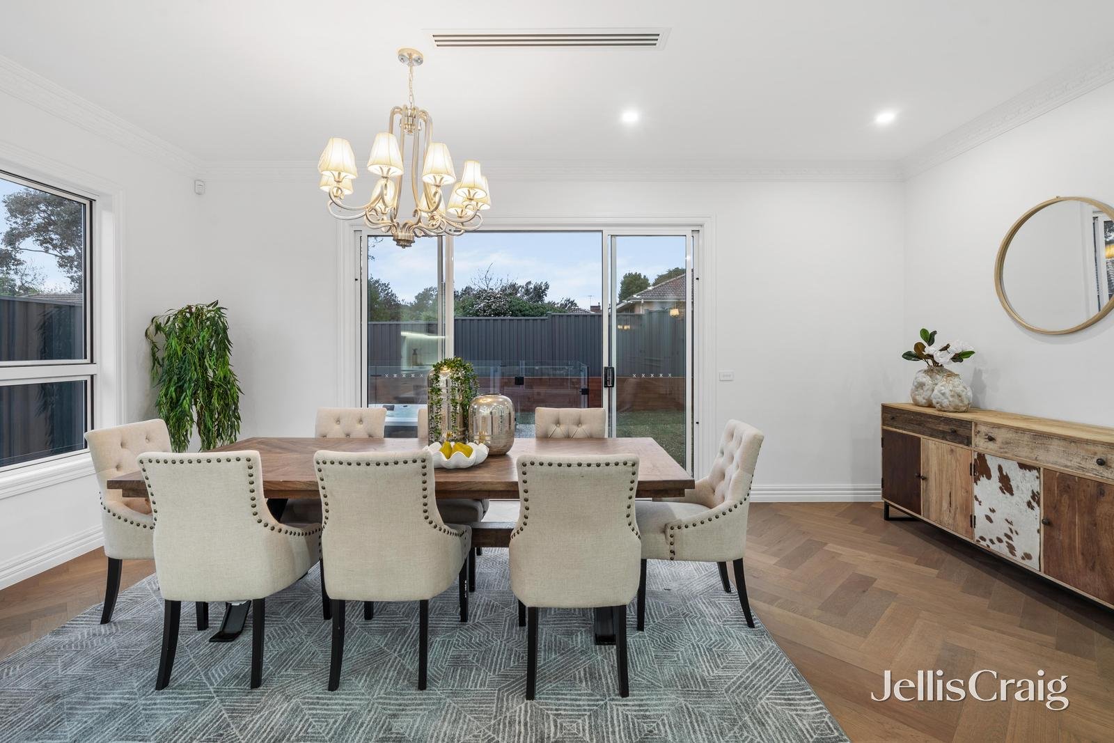 7 Simon Street, Blackburn North image 3