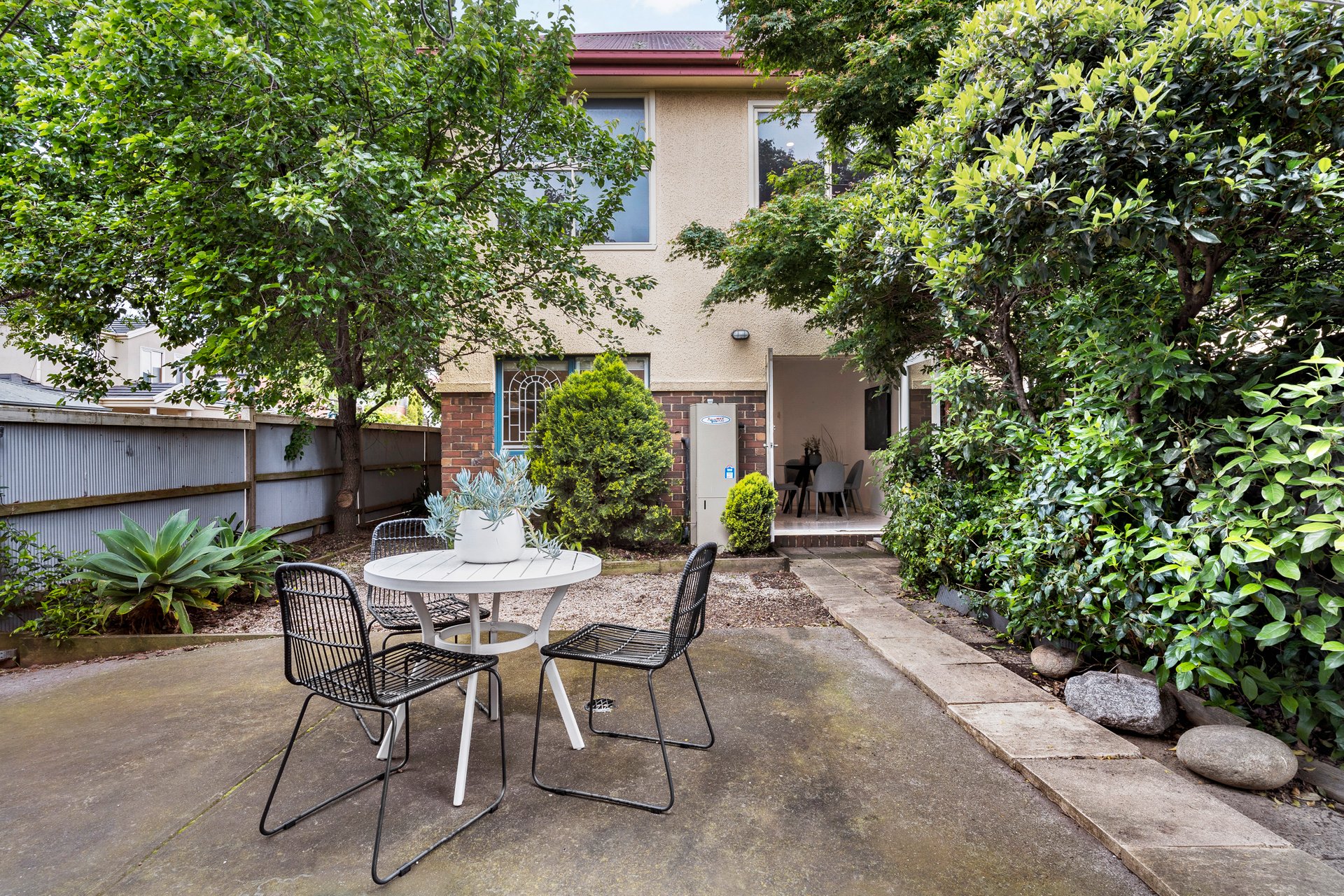 7 Sims Square, Kensington image 14