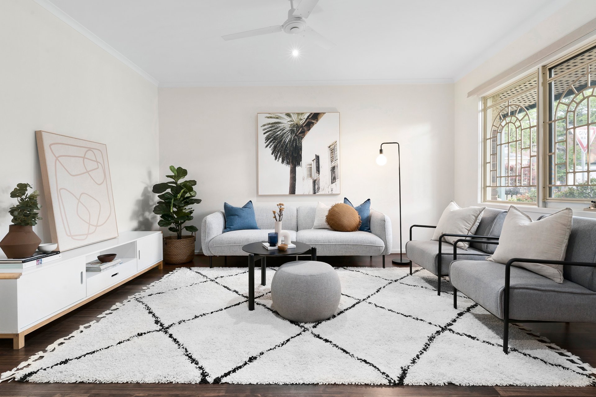 7 Sims Square, Kensington image 4