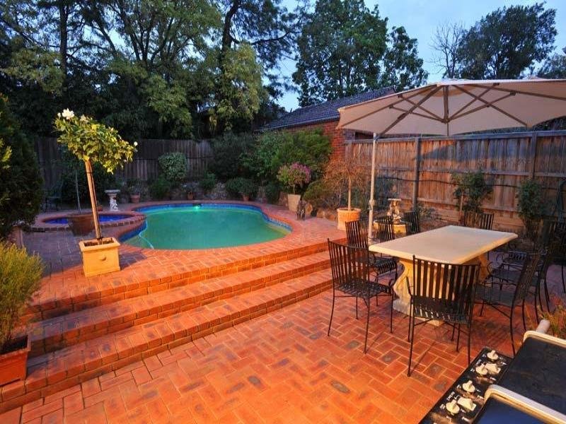 7 Singleton Road, Balwyn North image 7