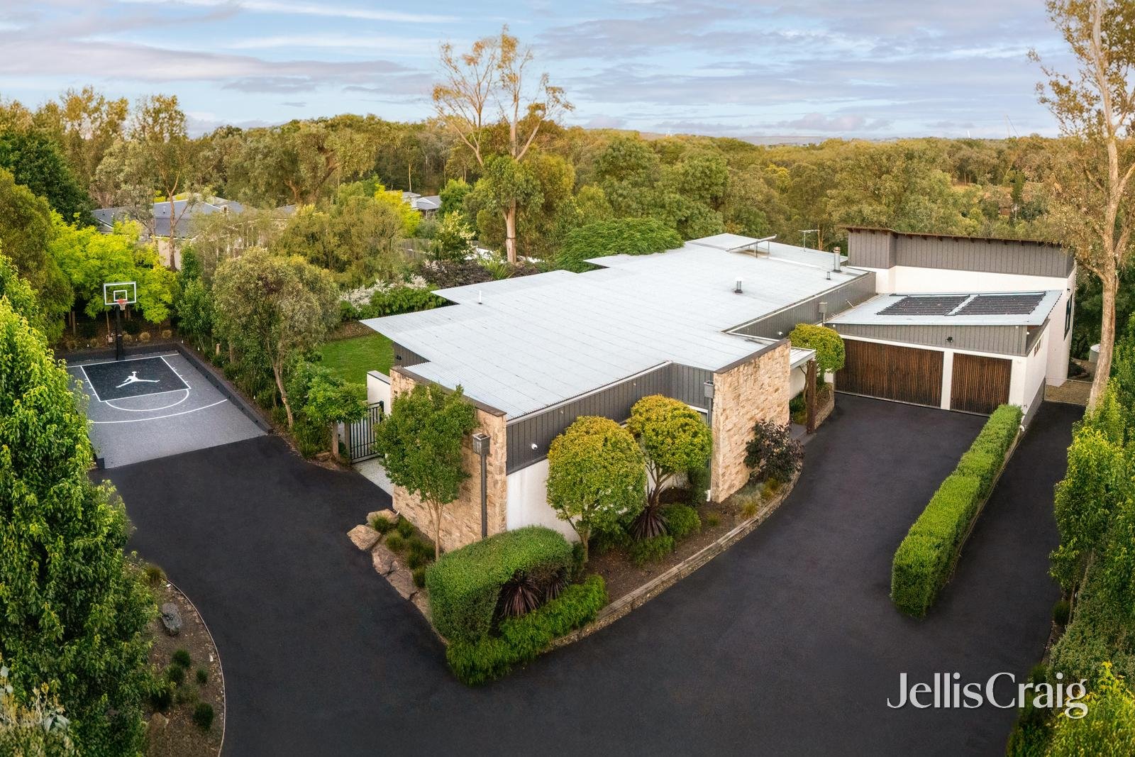 7 Sloans Road, North&nbsp;Warrandyte image 2