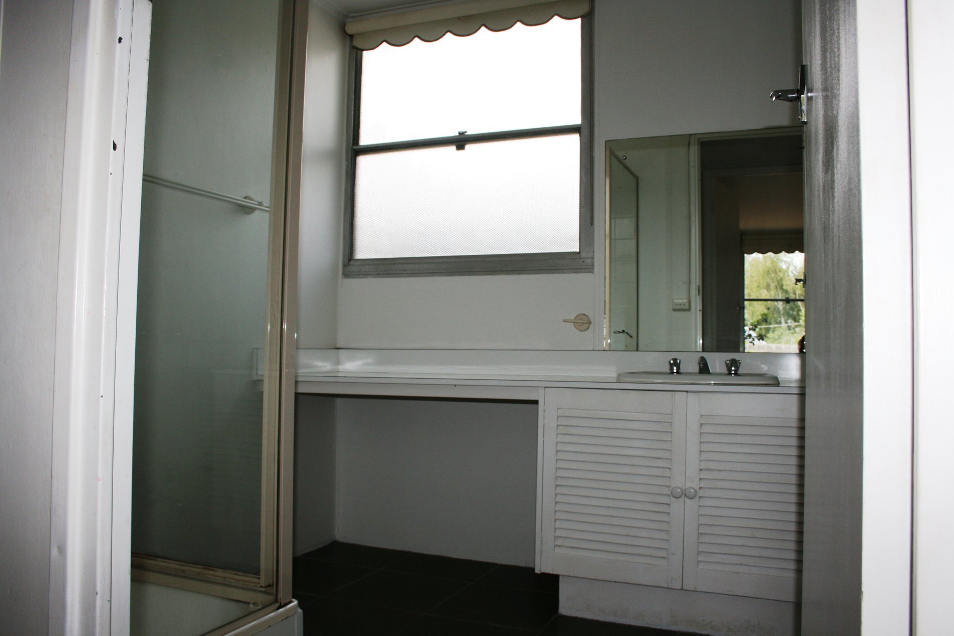 Property Gallery Thumbnail 10