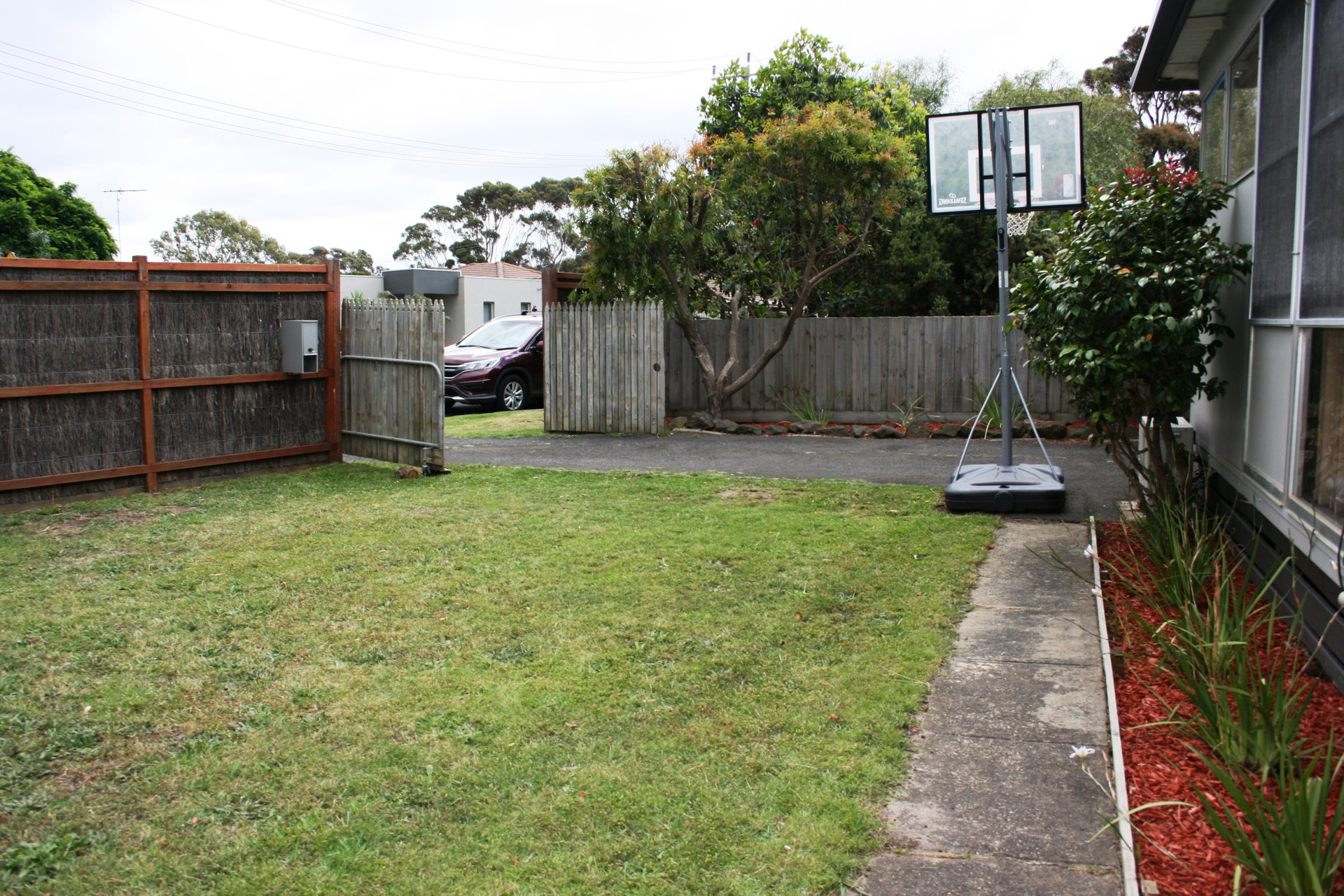 Property Gallery Thumbnail 12